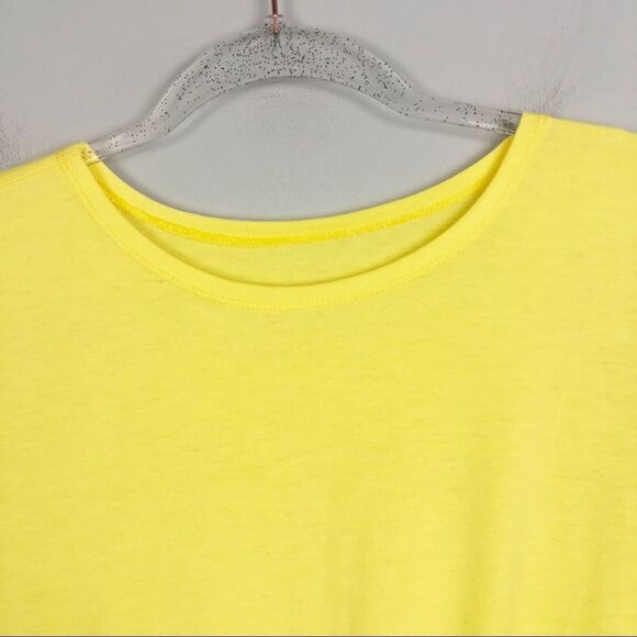 UNBRANDED | Bright Yellow Short Sleeve Tee with Tie Knot Detail Women’s Size M - Picture 4 of 8